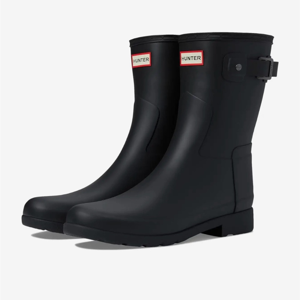 Hunter refined short boots matte black size 10